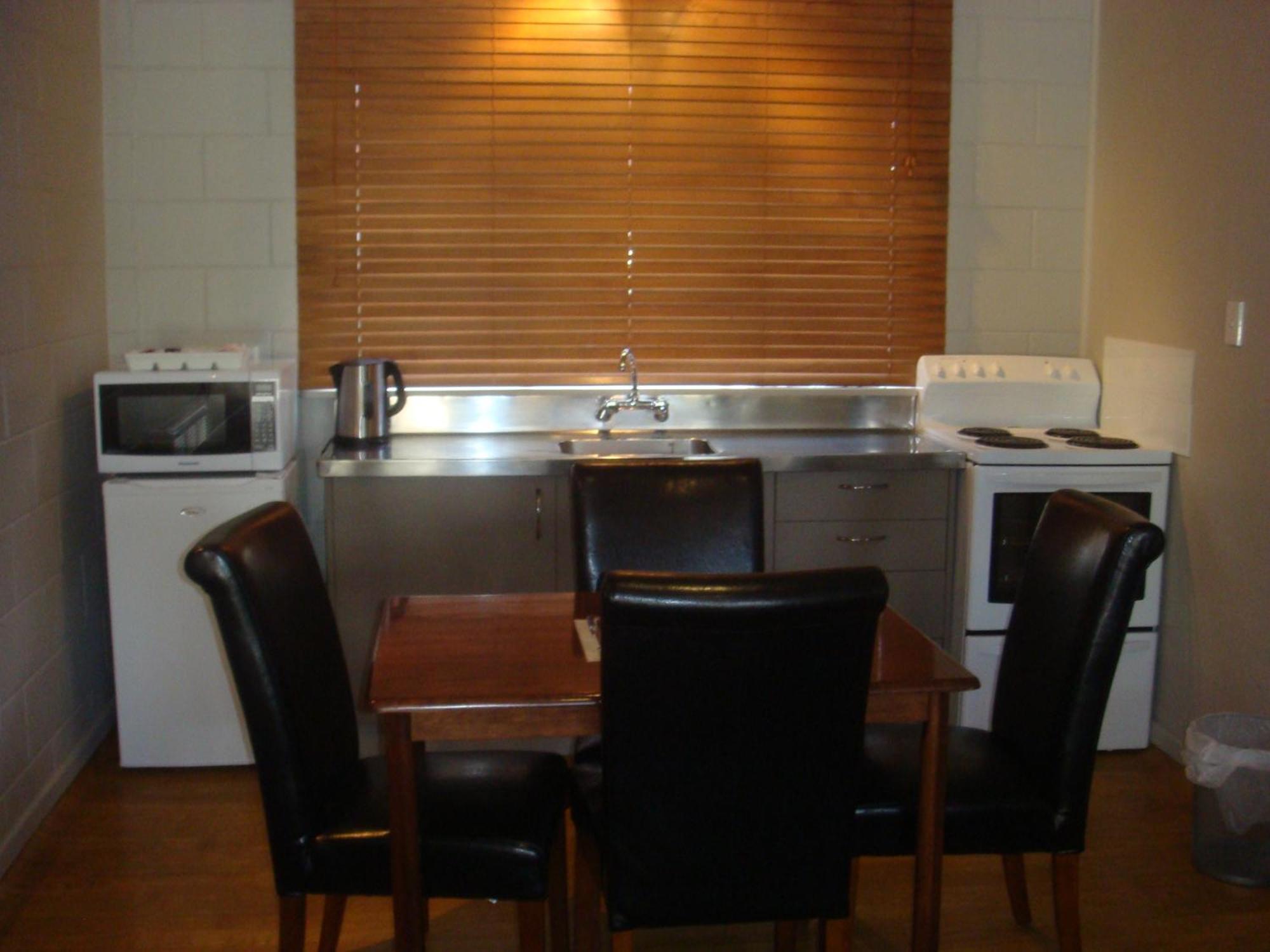 Bristol Motel อัปเปอร์ฮัทท์ ภายนอก รูปภาพ