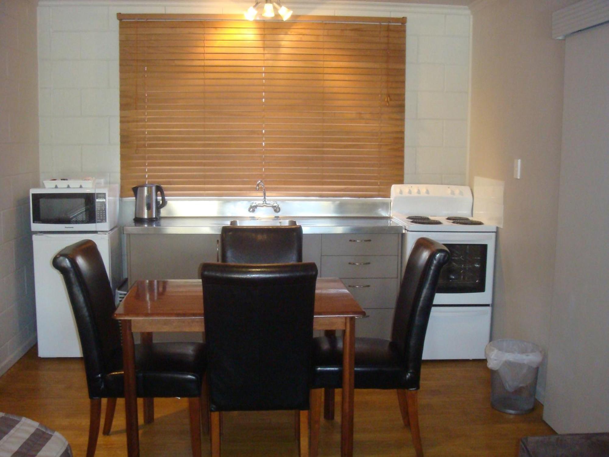 Bristol Motel อัปเปอร์ฮัทท์ ภายนอก รูปภาพ