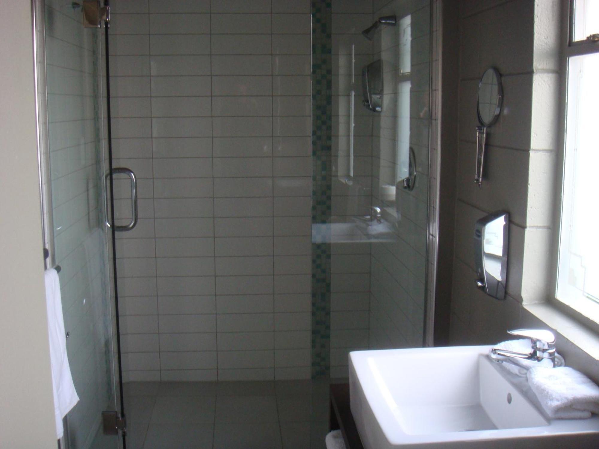 Bristol Motel อัปเปอร์ฮัทท์ ภายนอก รูปภาพ