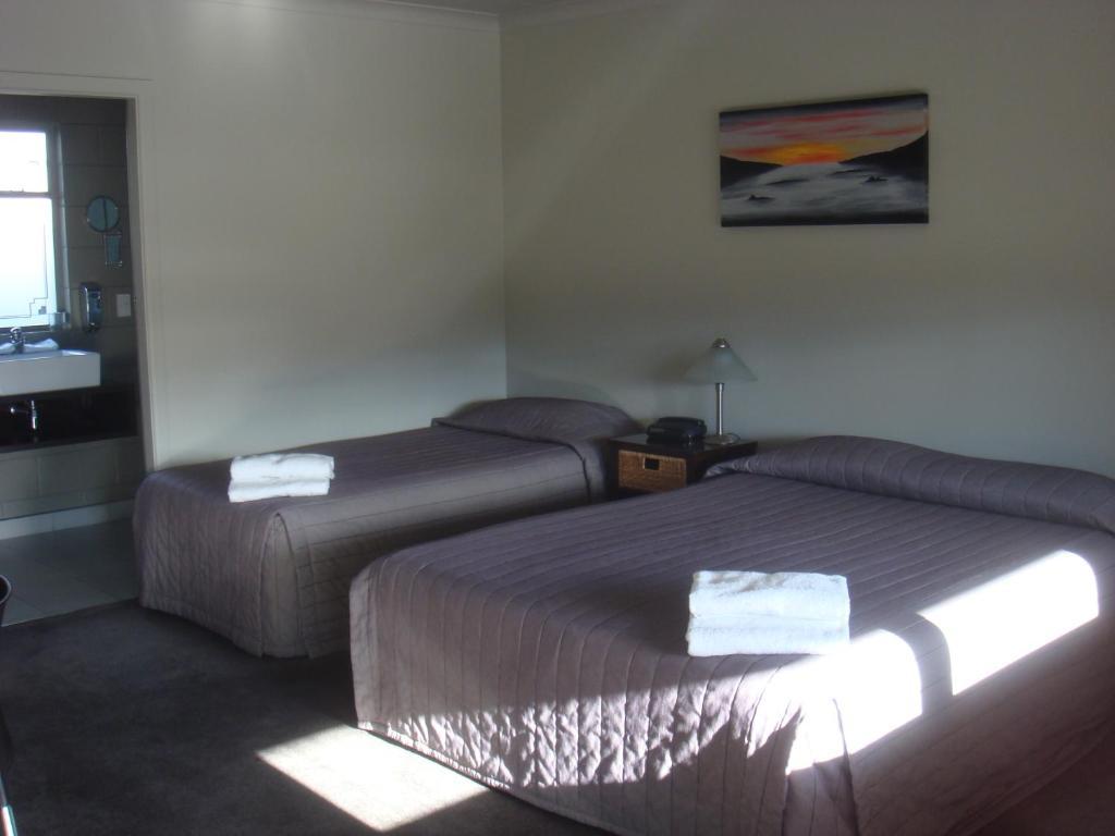 Bristol Motel อัปเปอร์ฮัทท์ ห้อง รูปภาพ